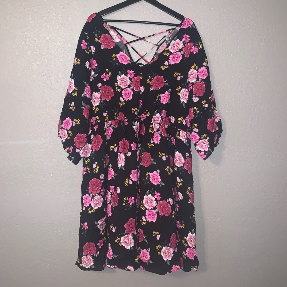 NWOT Torrid floral dress